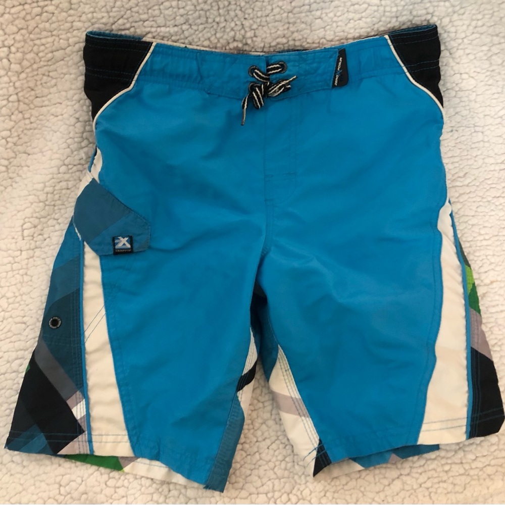 ZeroXposur Hybrid Blue and Black Athletic Shorts
